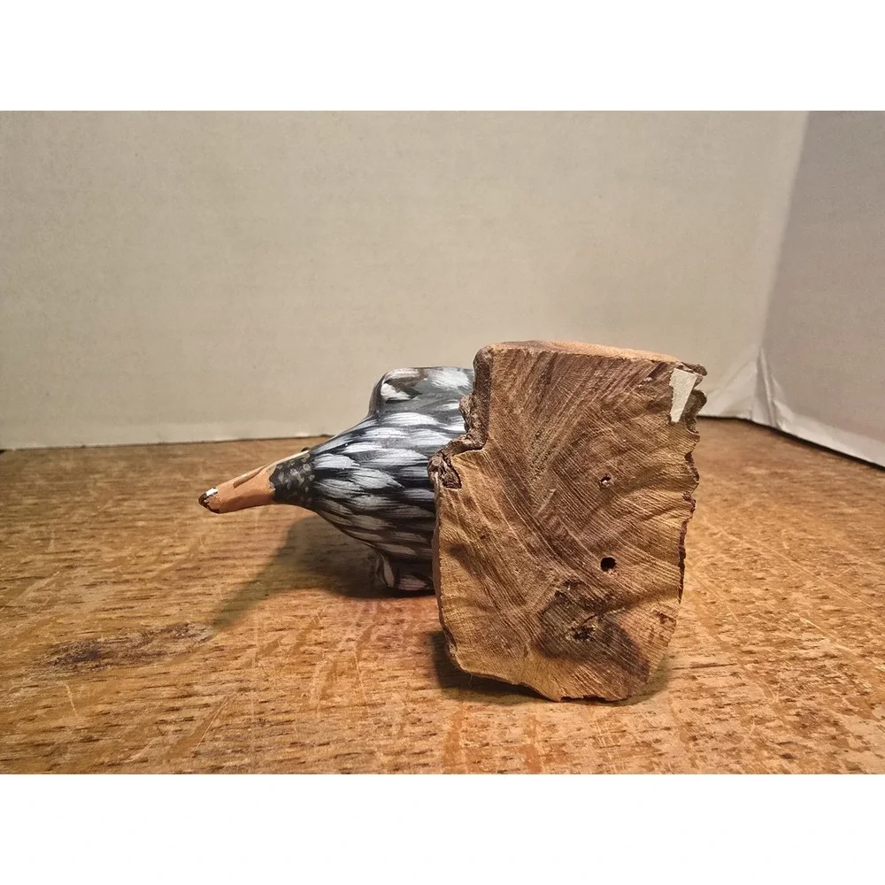PELICAN Wooden‎ On Base